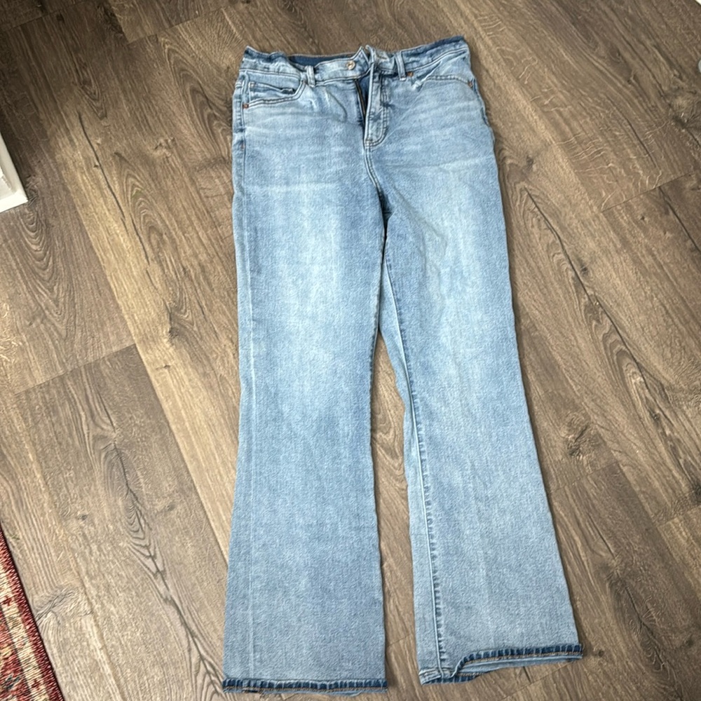 Express 90’s bootcut jeans, only worn a few times!